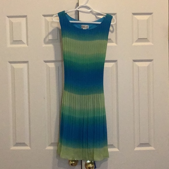 Robbie Bee Dresses & Skirts - Spring has sprung dress